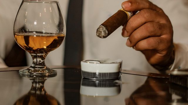 Rauch & Genuss – Whisky. Rum. Zigarren.